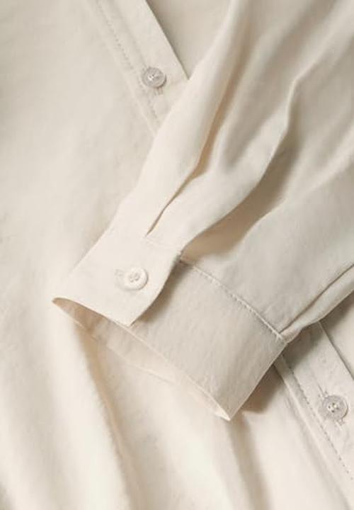 Immagine prodotto Street One Camicia con colletto e dettaglio pieghettato (46)