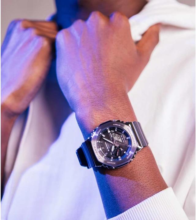 Actual product image G-Shock GBM-2100-1AER (Analogue wristwatch, Digital watch)