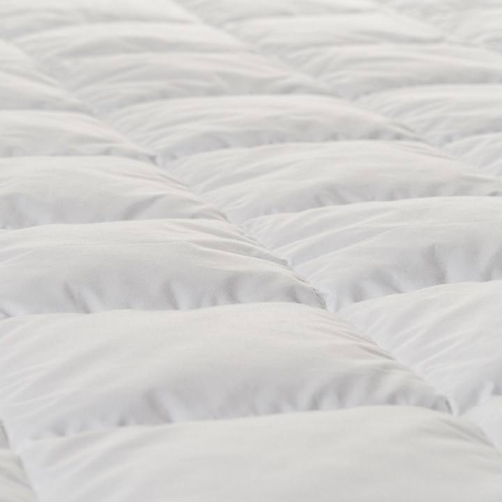 Actual product image Duvetsuisse Super Light Goose Top (350 g, 220 x 220 cm)