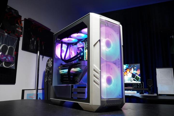 Immagine prodotto Cooler Master Case per PC HAF 500 Midi Tower ARGB baltas (ATX, E-ATX, mATX, Mini-ITX)