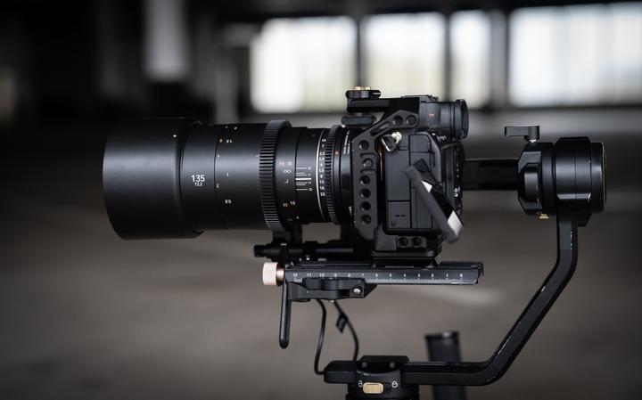 Image du produit Samyang MF 135mm T2,2 VDSLR MK2 Sony E (Sony E, Plein format, APS-C / DX, Micro Four Thirds)