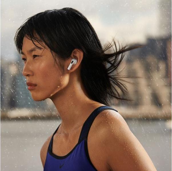 Actual product image Apple AirPods (3rd Gen.) Lightning Case (No noise cancellation, 6 h, Wireless)