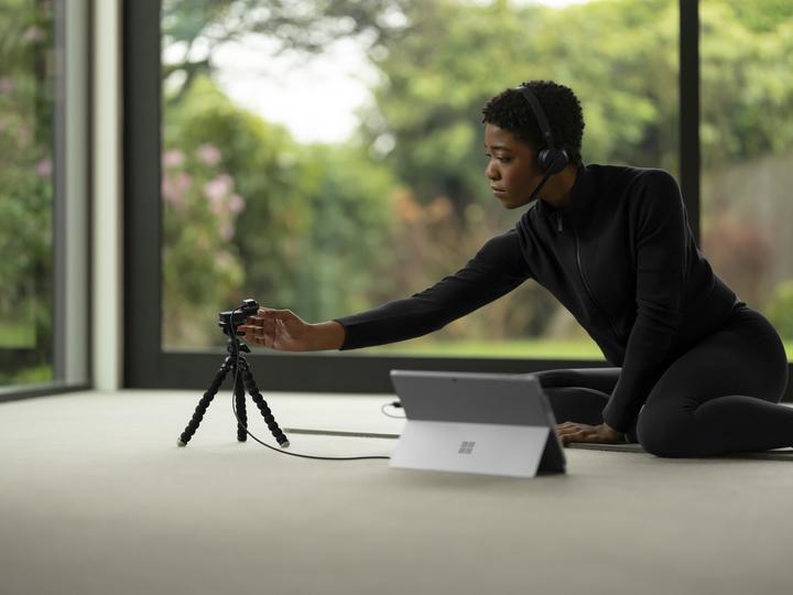 Actual product image Microsoft Modern Webcam For Biz (2 Mpx)