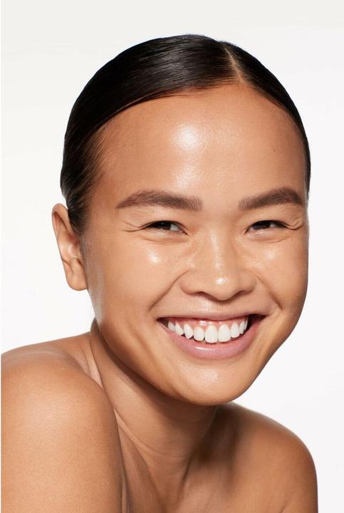 Actual product image Shiseido Revitalising Skin Glow Fond de Teint No 350 (350 Maple)