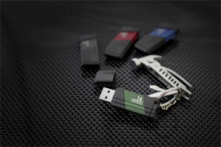 Actual product image Verico USB flash drive Evolution MK-II 3.0 64GB ro EVOLUTION MK-II RED 64GB (64 GB, USB-A)