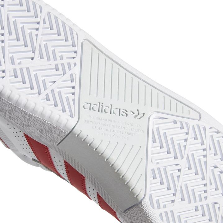 Image du produit adidas Tyshawn (38 2/3)