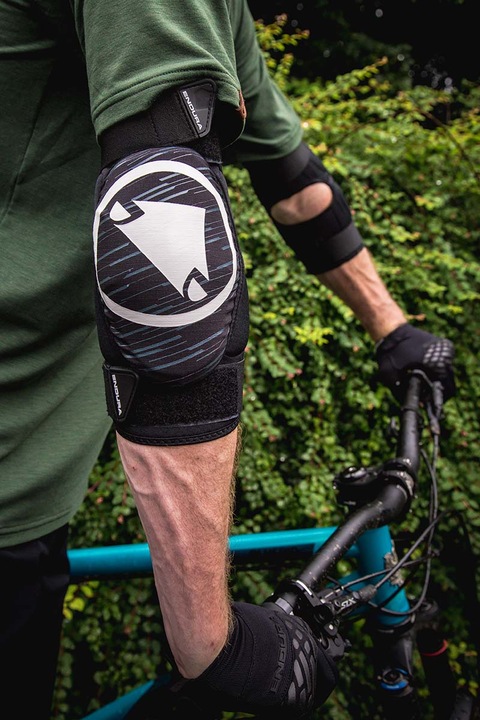 Produktbild Endura SingleTrack Ellbogen Protektoren II (M, Ellbogenschoner, Einzelstück)