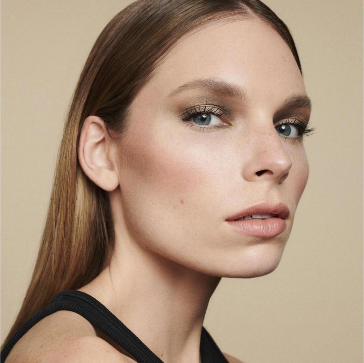Actual product image Catrice 5 In A Box Mini Eyeshadow Palette (Elegant khaki look)