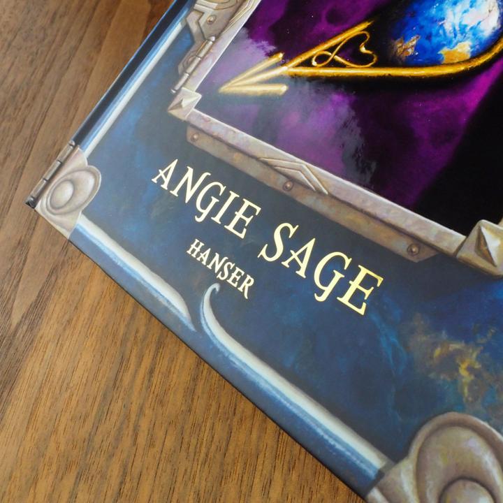 Actual product image DeathHunter Moon 01. tracker (German, Angie saga, 2017)