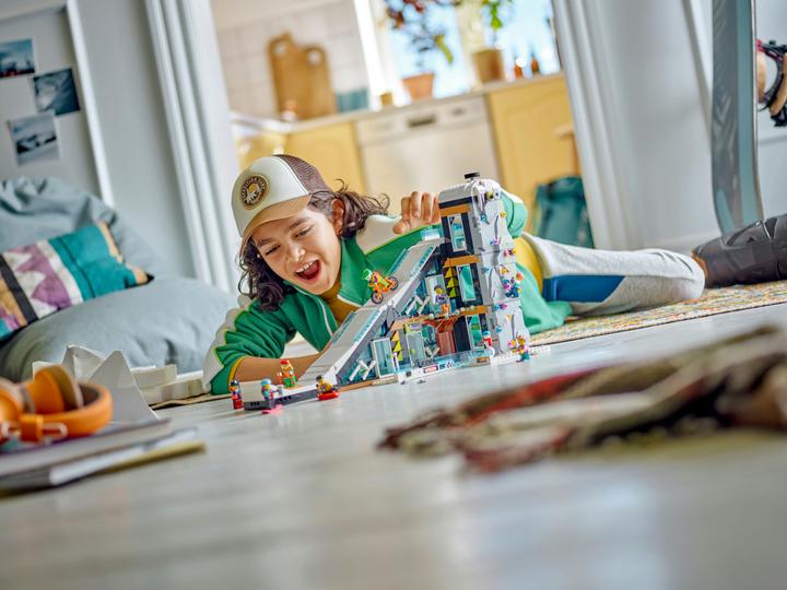 Image du produit LEGO Parc de sports d'hiver (60366, LEGO City)