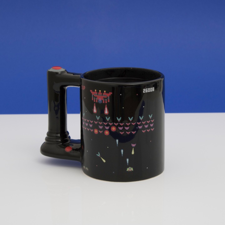 Actual product image Mugs Retro Arcade Mug" - 600ml (600 ml, 1 x)