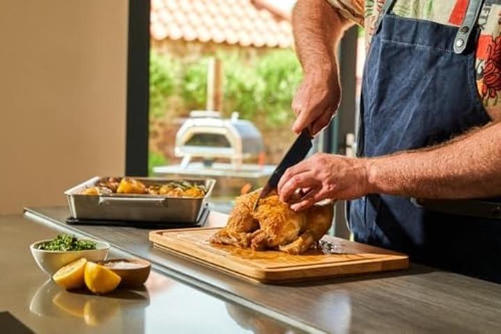 Actual product image Ooni Rosting Pan large