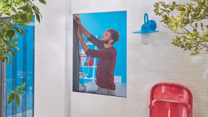 Produktbild tesa Insektenschutz COMFORT für Fenster, mit Klettband, selbstklebend, ohne Bohren (120 x 240 cm)