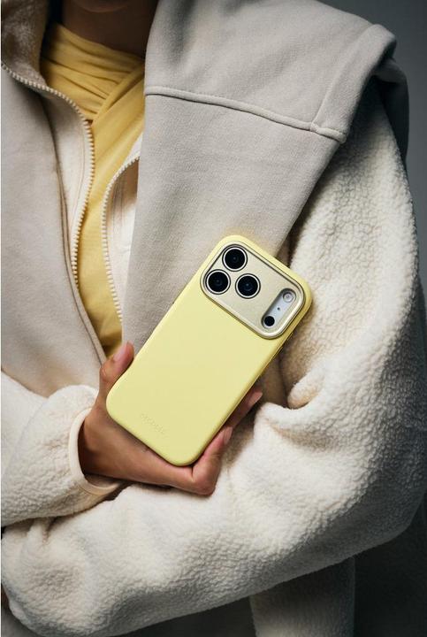 Actual product image Decoded Silicone Backcover Apple iPhone 17 Pro Yuma Yellow (Apple iPhone 17 Pro)