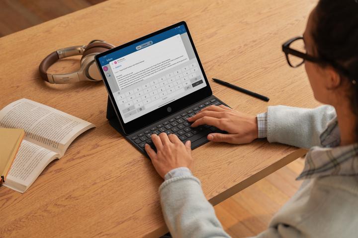 Produktbild TCL Note A1 (11.50", 256 GB, Aerolite Grey)