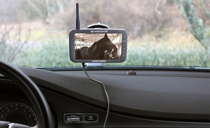 Actual product image LudaFarm TrailerCam HD Professional camera system for horse trailers (1280 x 720 pixels)