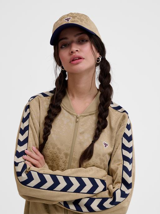 Actual product image hummel hmlBASEBALL CAP BEE AOP (One size)