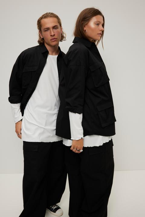 Produktbild Studio Untold Hemdjacke, oversized, Utility-Style, Hemdkragen, 4 Taschen, Langarm, Unisex (S)