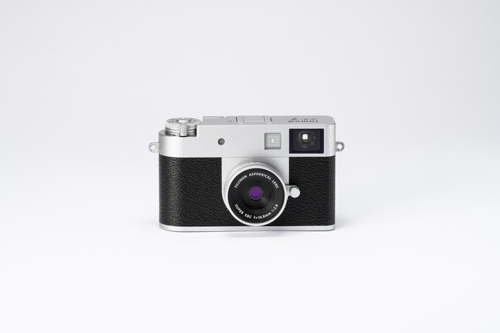 Actual product image Fujifilm X-HF1 (35 mm, 17.74 Mpx, 1")