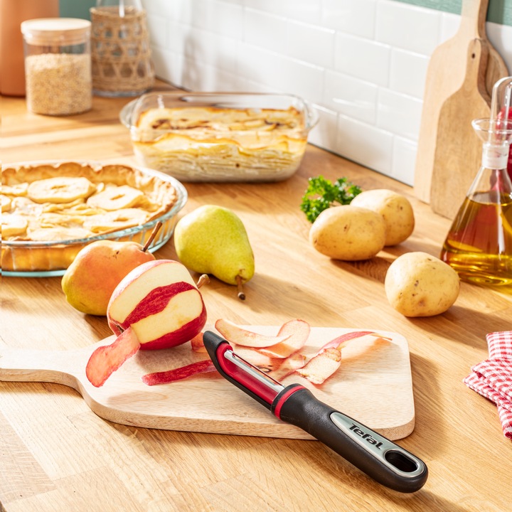 Actual product image Tefal K20710 Peeler Fruit & Vegetable Straight Peeler Knife