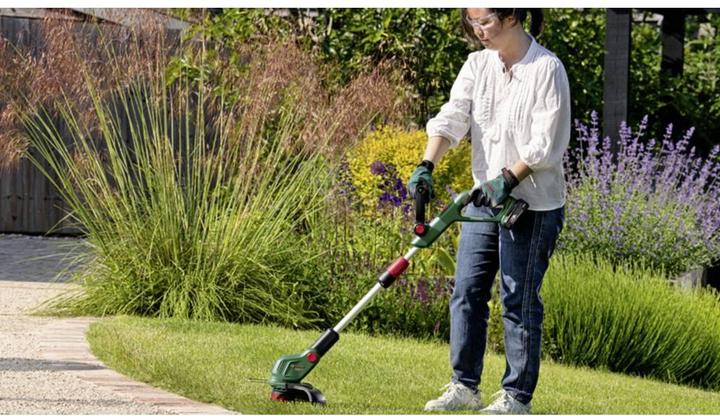 Actual product image Bosch Hausgeräte Bosch Universalgrasscut 18V-23-450 (keine Batterie) 0,600,8c1.g01 (Trim line)
