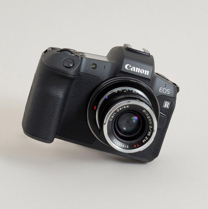 Produktbild Urth Lens Mount Adapter: Compatible with Leica M Lens to Canon RF Camera Body