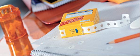 Actual product image Avery Reinforcement rings
