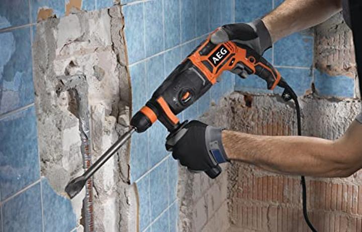 Actual product image AEG Combination hammer