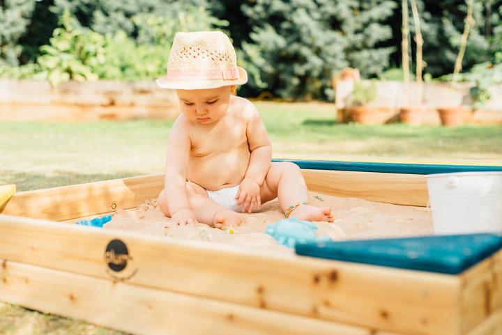 Produktbild Plum Spielsandkasten mit Staufach und Schutzhülle