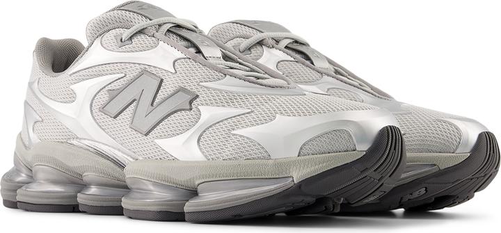 Immagine prodotto New Balance U20005UW - 2000 (42)