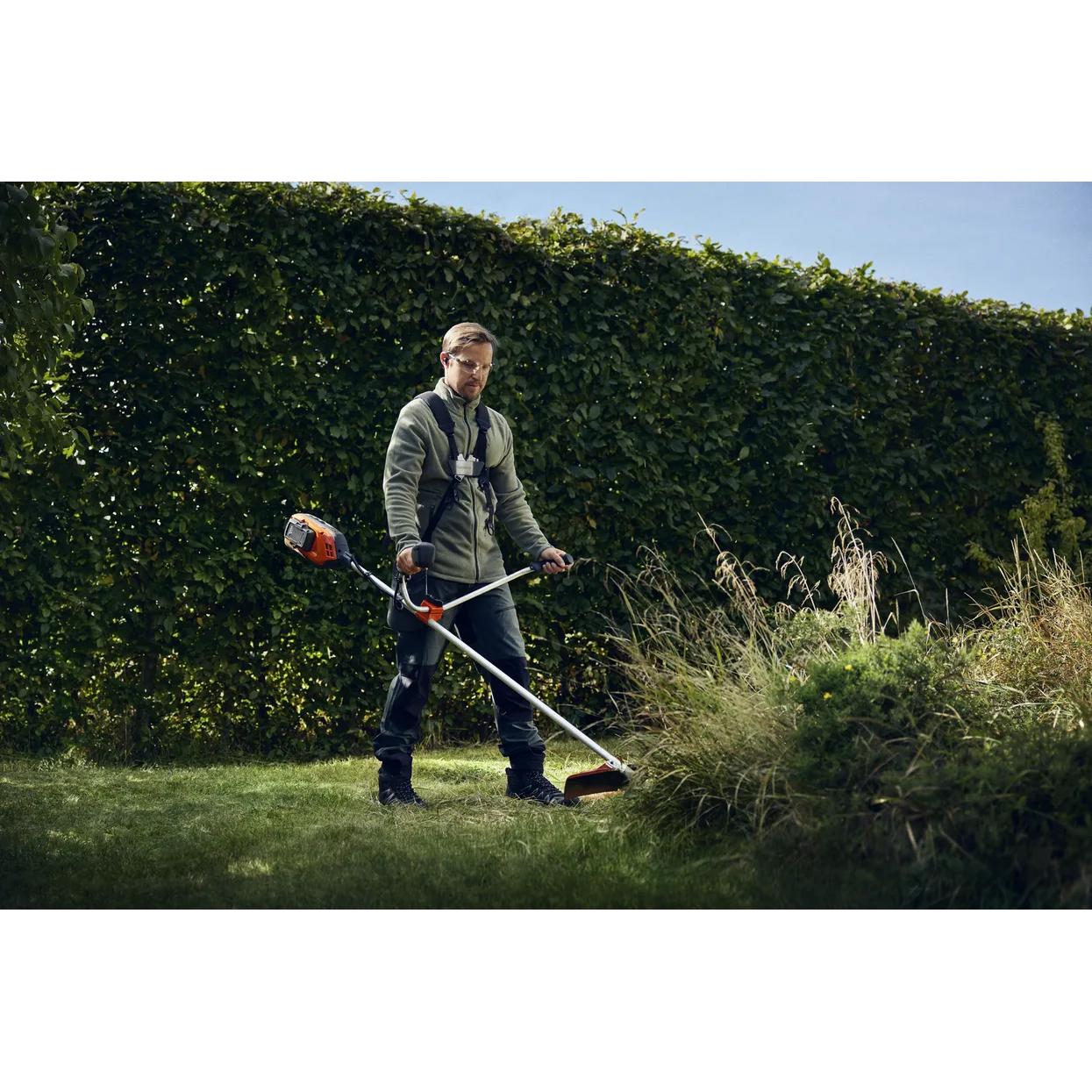 Thumbnail - Husqvarna, Rasentrimmer, 325IR (Trimmfaden)