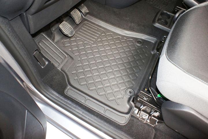 Produktbild Aristar Allwetter Fussmatten für Citroen Berlingo II / Peugeot Partner ab 2008 bis 2018 (1 Set à 3 Fussmatten)