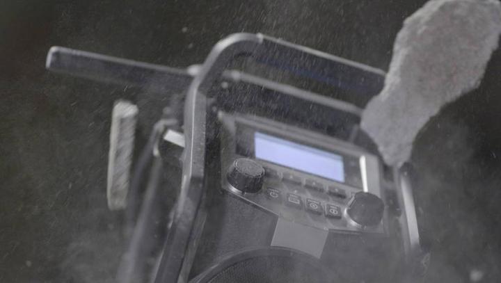 Produktbild PerfectPro Baustellenradio, IP65, Akku integriert (DAB+, KW, Bluetooth)