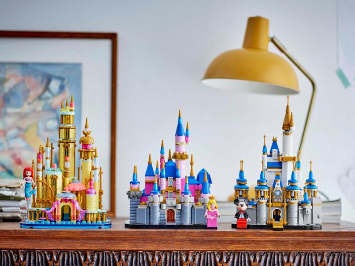 Actual product image LEGO Mini Sleeping Beauty Castle (40720, LEGO Disney)