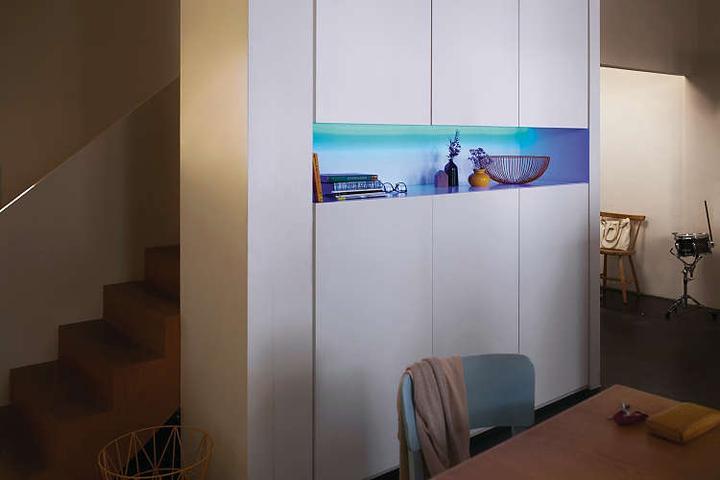 Produktbild Philips LightStrips Extend Color Start (RGBW, 100 cm, Indoor)