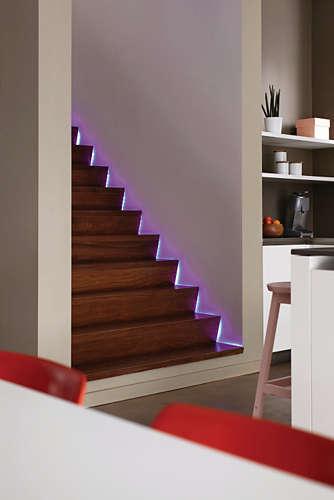 Produktbild Philips LightStrips Extend Color Start (RGBW, 100 cm, Indoor)