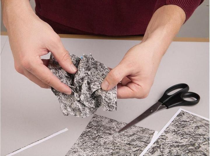 Actual product image Noch Crinkle Rock