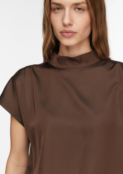 Immagine prodotto Comma Schweres Satin-Top mit Cap-Sleeves und Stehkragen (48)