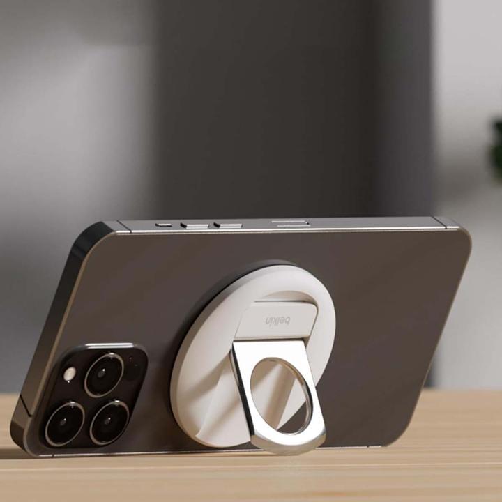 Actual product image Belkin Mount