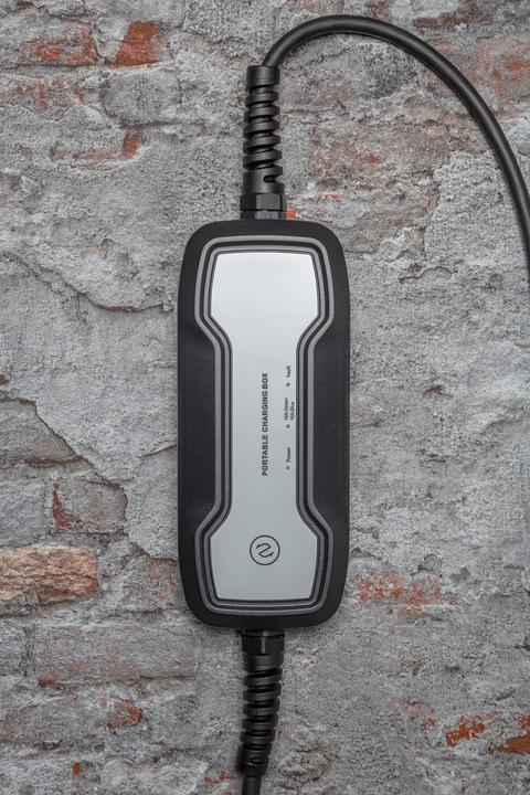 Actual product image Deltaco EV charging cable (CEE 7/7, 3.60 kW, 16 A, 5 m)