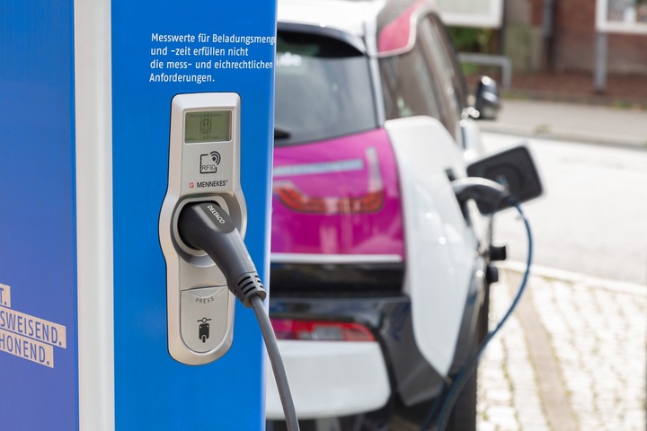 Actual product image Deltaco EV-3213 (Type 2, 11 kW, 16 A, 3 m)
