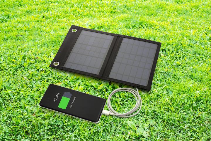 Produktbild Felixx Solar Ladegeräte Handy 5W sw (5 W, 0.13 kg)