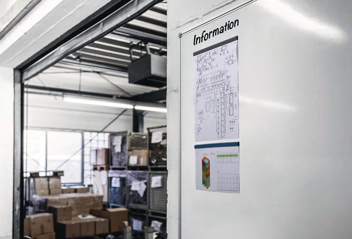 Produktbild Durable Durafix-Rail 297mm met. silber (A3, 5 x)