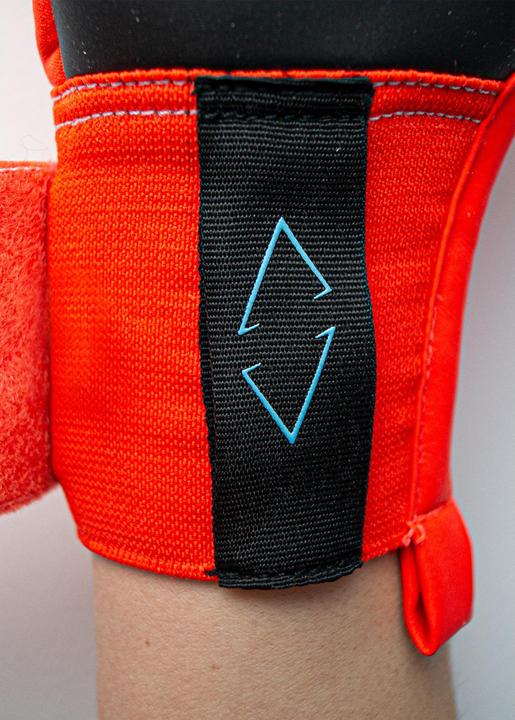 Actual product image Reusch Gold X Attract