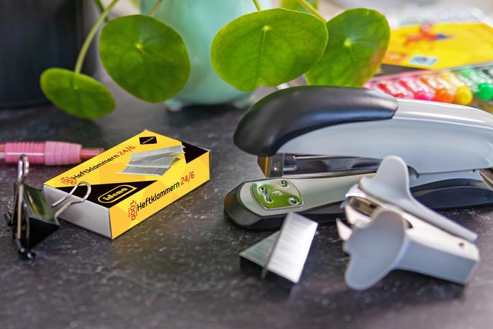 Actual product image Idena Staples 24/6 2 X 1,000 pieces, galvanised (2000 x)