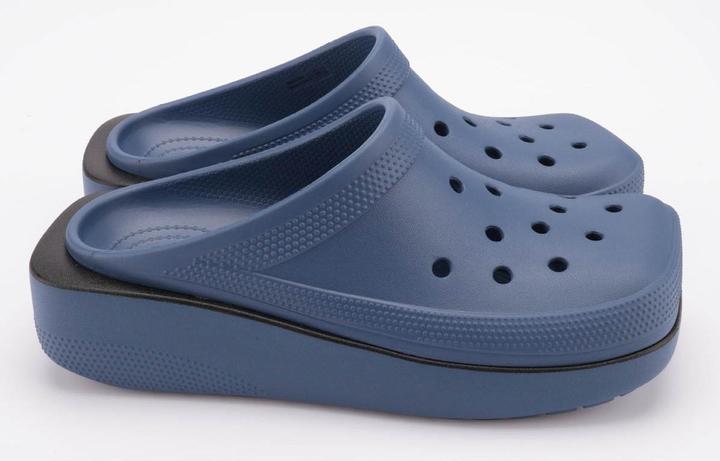 Actual product image Crocs Blunt Toe Painted Edges Clog (40)