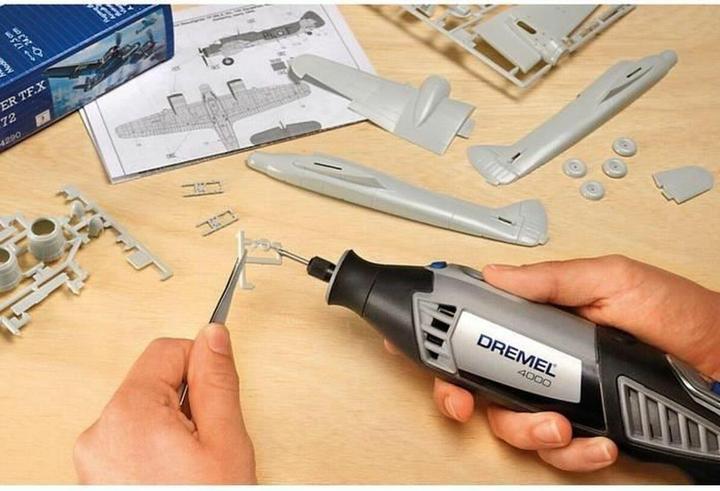 Produktbild Dremel Hochgeschwindigkeits-Fräsmesser Ø 6,4 mm (2 Stück)