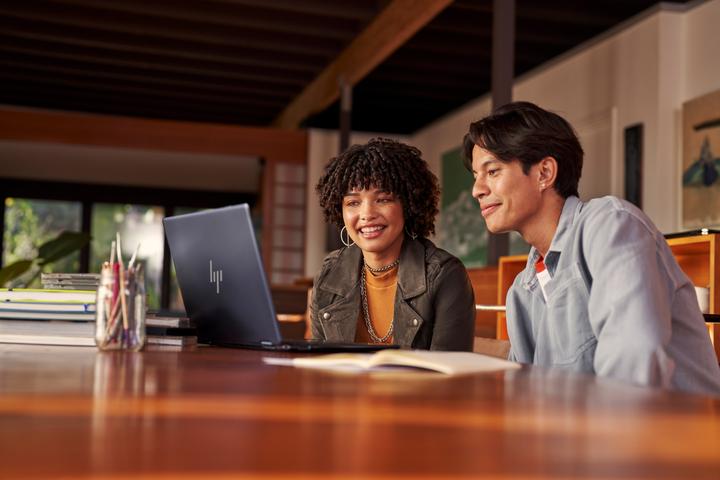 Produktbild HP Spectre x360 16-f0374ng (16", 512 GB, 16 GB, DE, Intel Core i7-11390H)