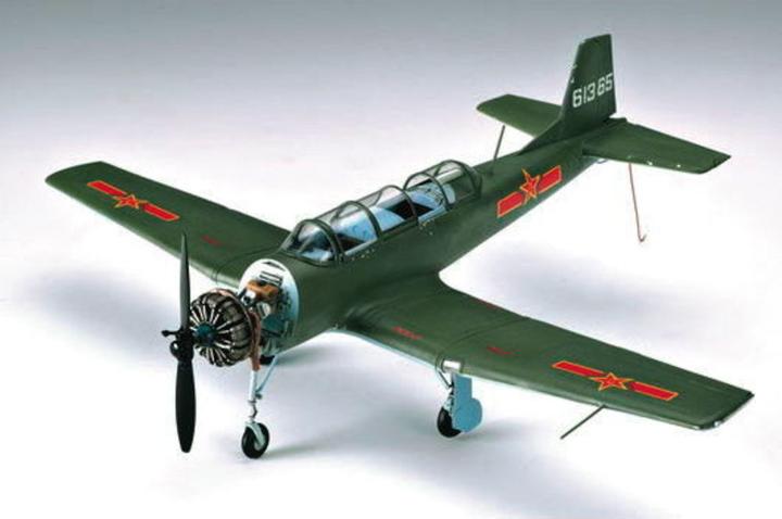 Immagine prodotto Trumpeter Cina Nanchang CJ-6