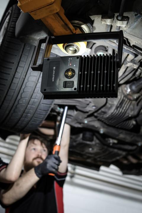 Produktbild Ledlenser IF8R Arbeitsleuchte (4500 lm)